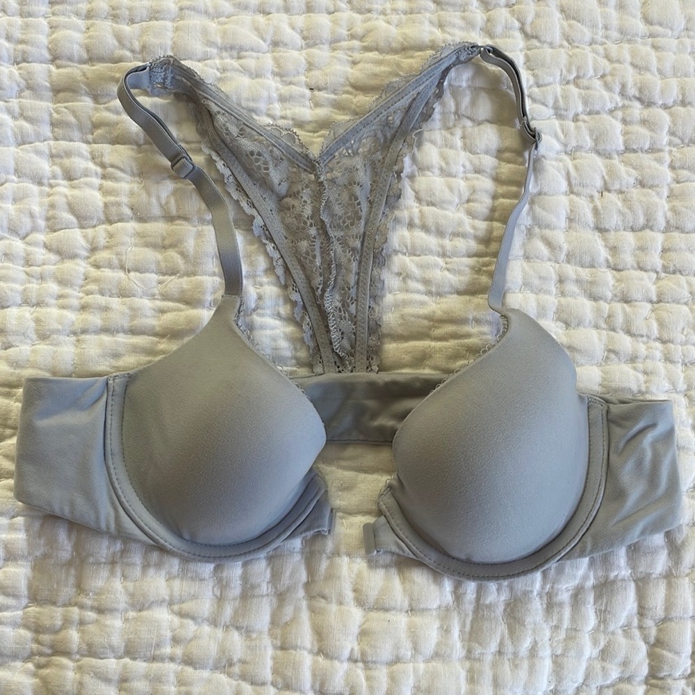 Victoria’s Secret Laced T Back Bra